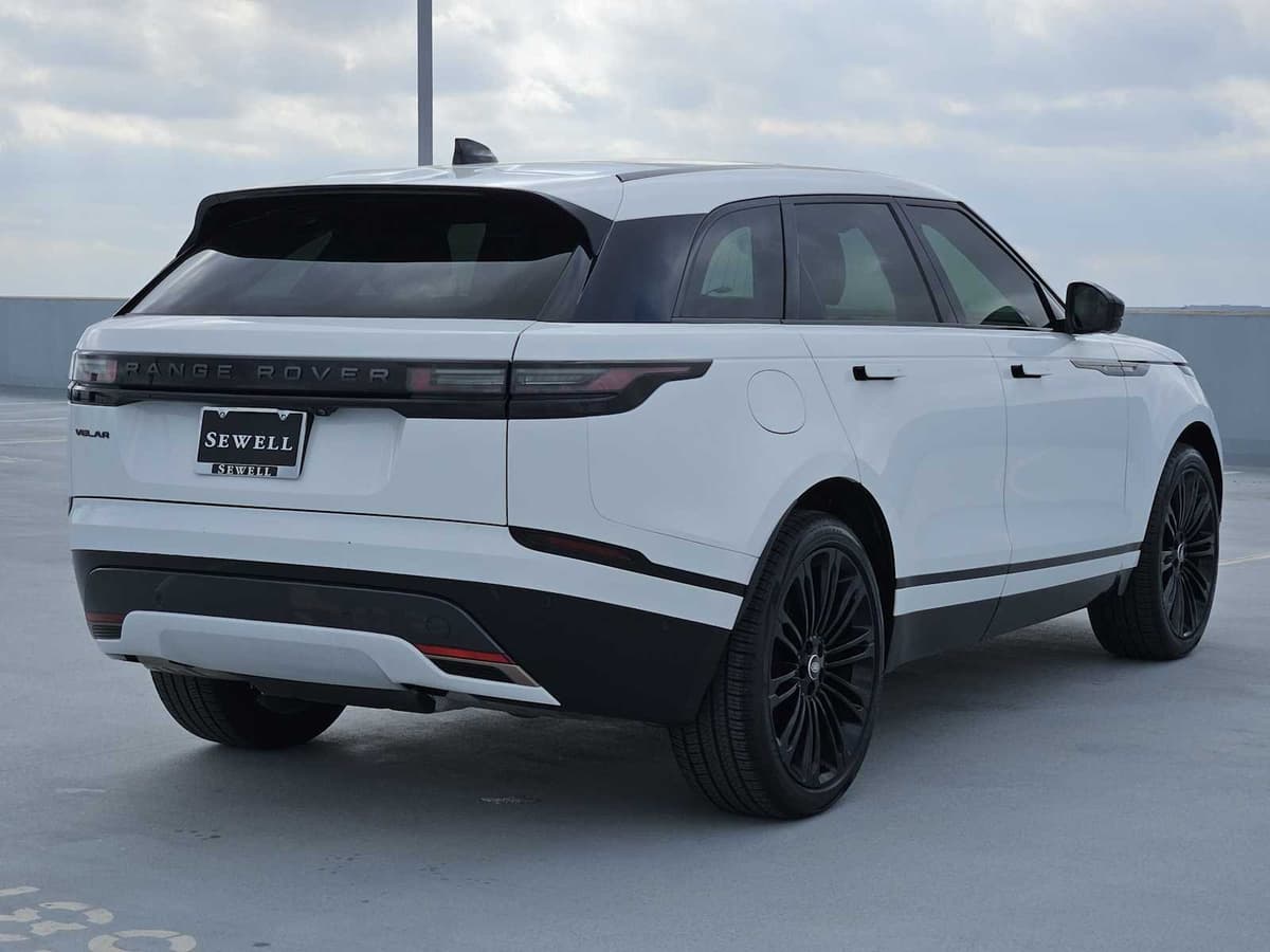 2025 Land Rover Range Rover Velar - Image 7