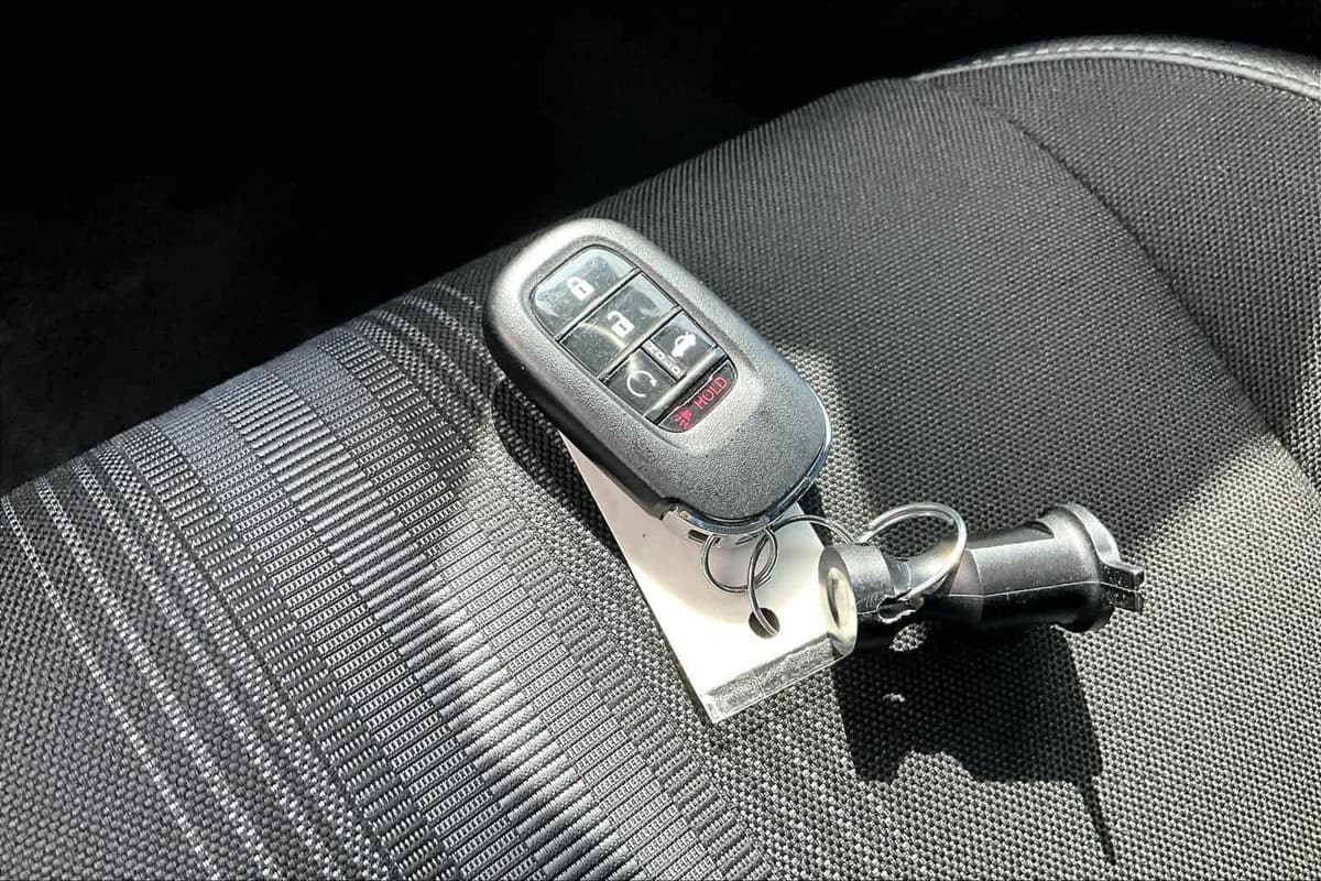 2025 Honda Civic - Image 14