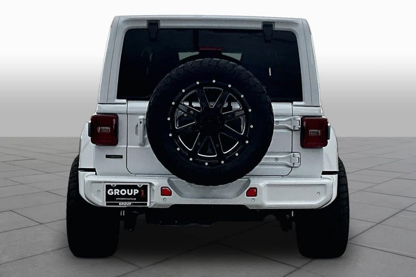 2021 Jeep Wrangler - Image 5
