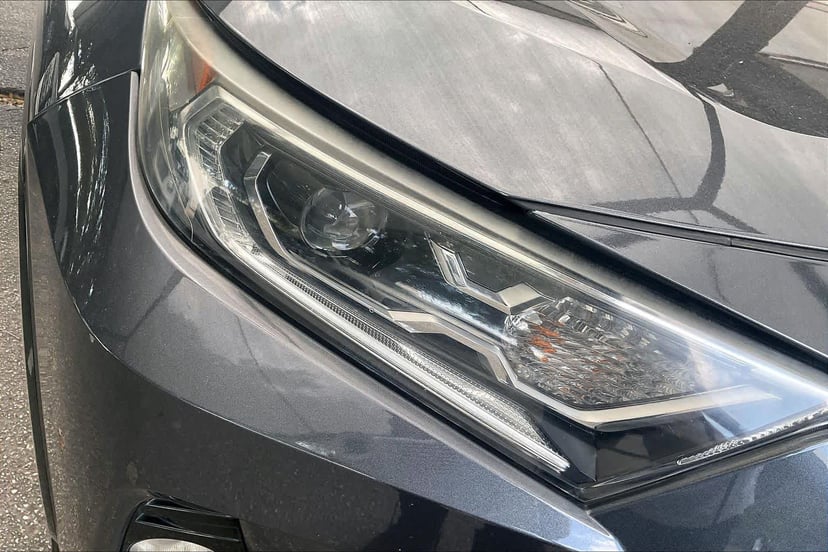 2021 Toyota RAV4 - Image 27