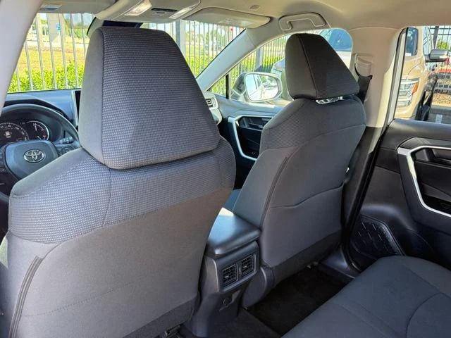 2025 Toyota RAV4 - Image 51