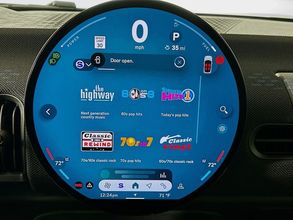 2025 MINI COOPER - Image 12