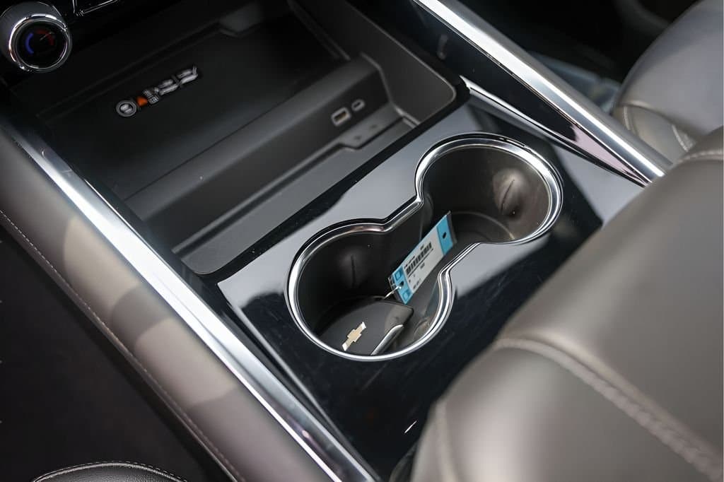 2025 Chevrolet Tahoe - Image 23