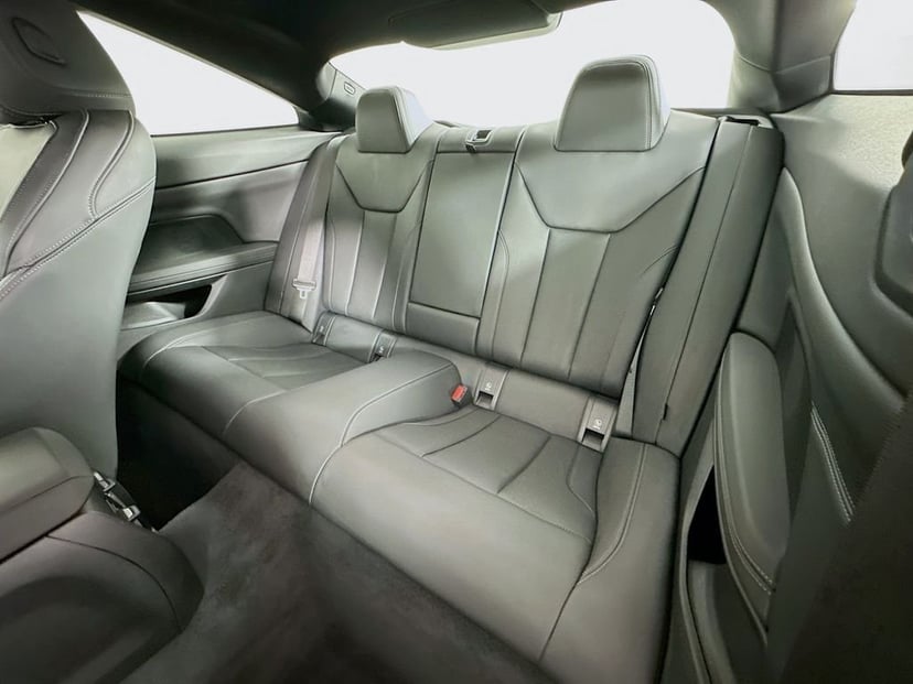 2025 BMW 4 Series - Image 25
