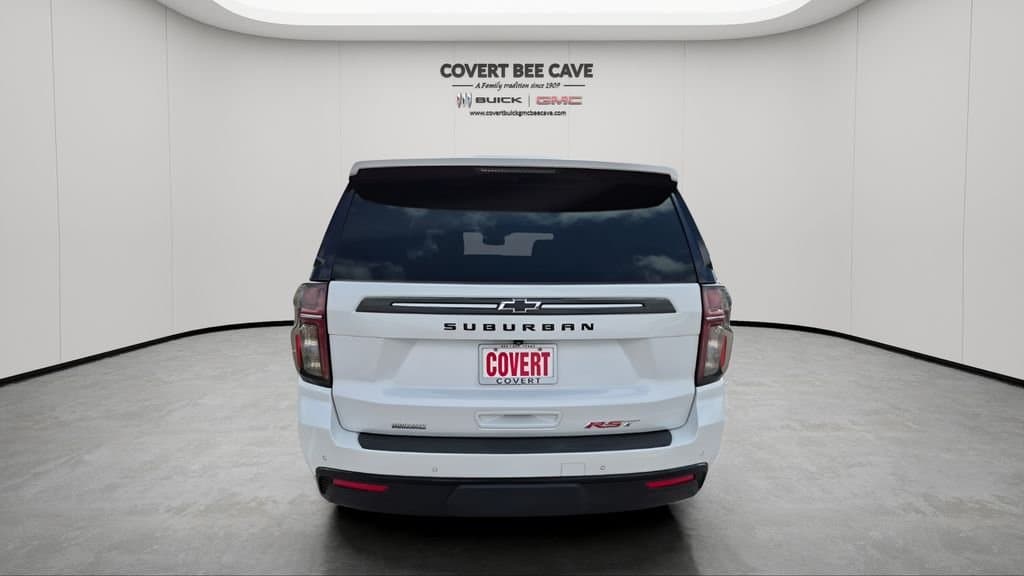 2023 Chevrolet Suburban - Image 8