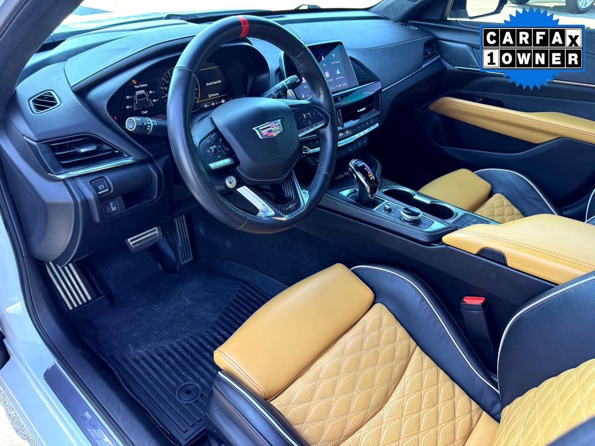 2022 Cadillac Ct4-V - Image 15