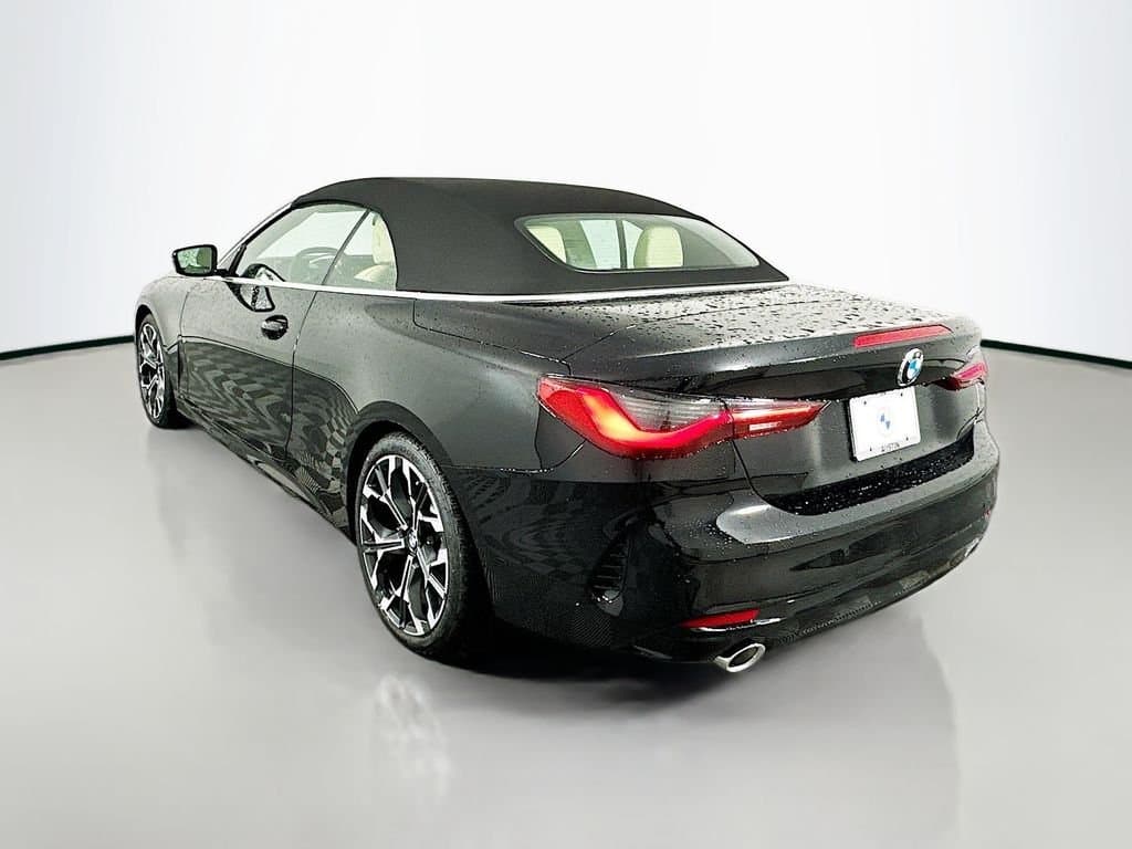 2025 BMW 4 Series - Image 7