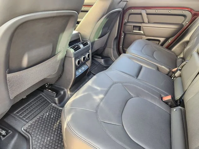 2026 Land Rover Defender 130 - Image 20