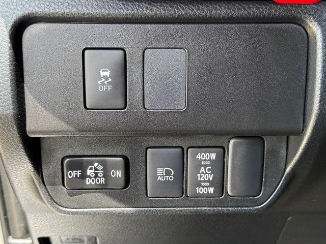 2020 Toyota Tacoma - Image 49
