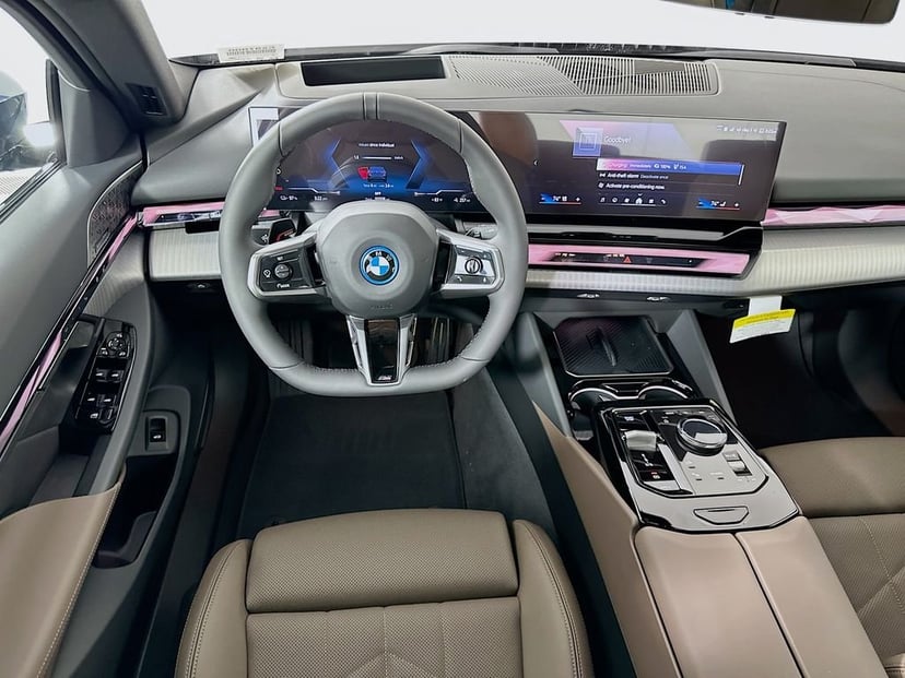 2027 BMW i5 - Image 19