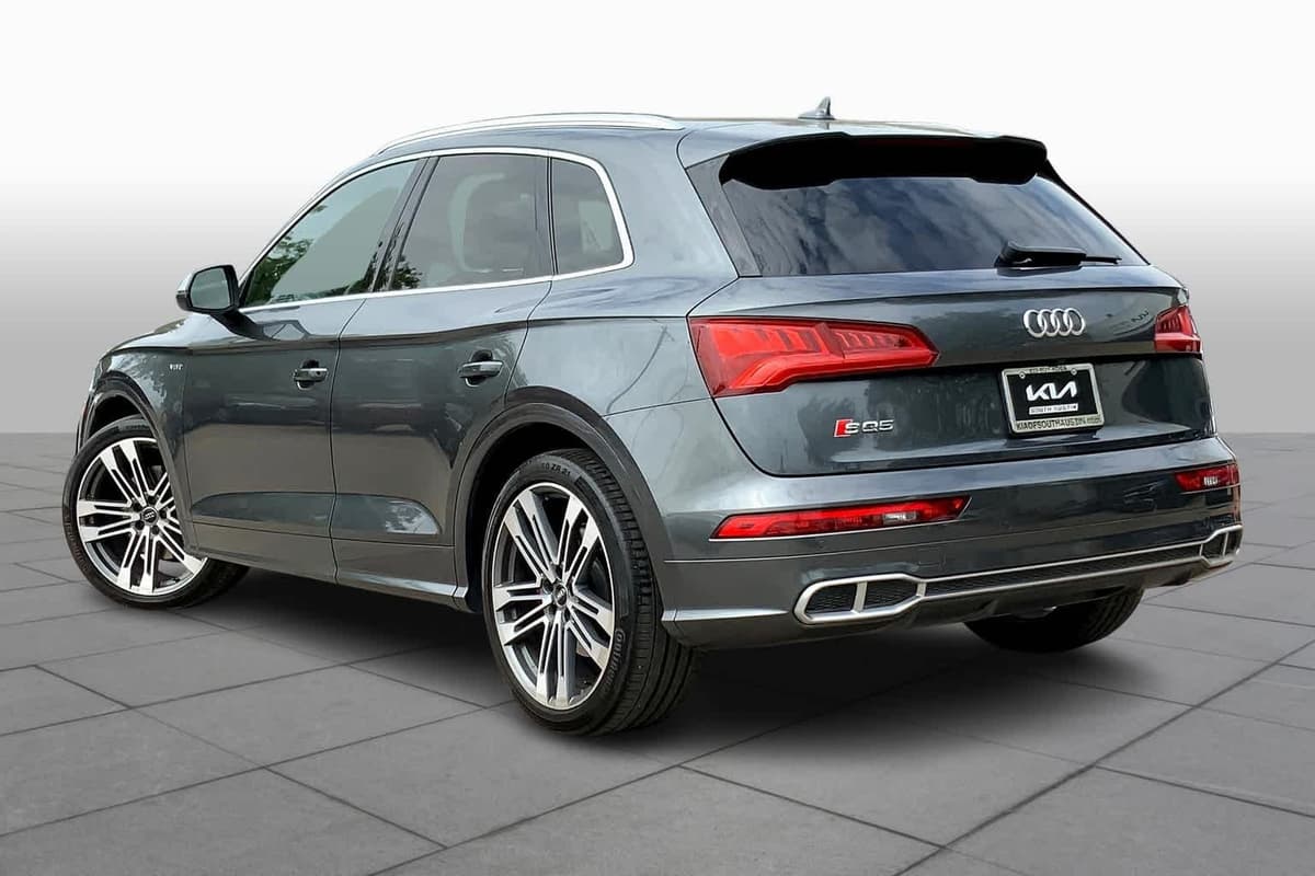 2018 Audi SQ5 - Image 11