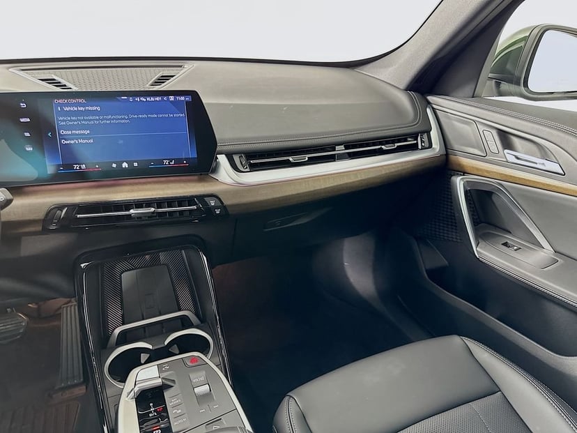 2025 BMW X1 - Image 23