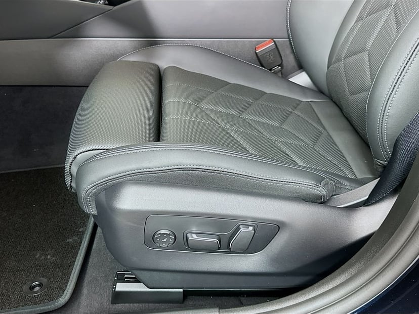 2026 BMW 5 Series - Image 21