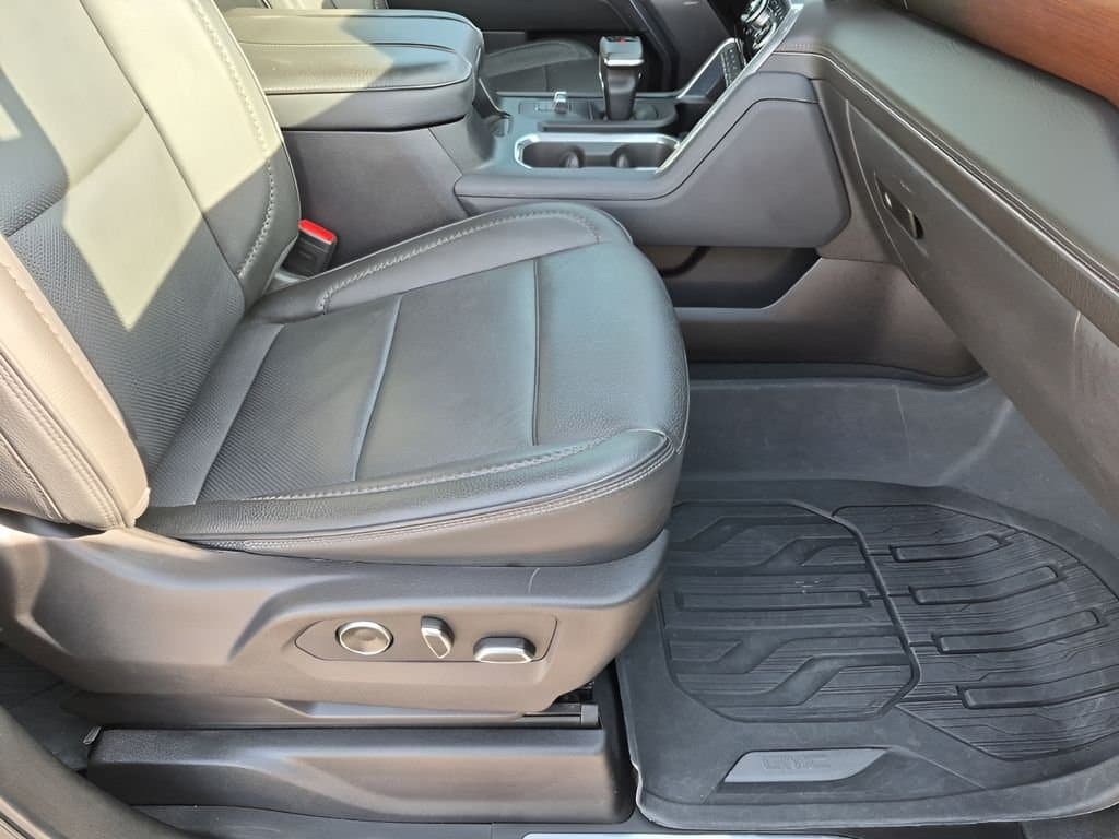 2024 GMC Sierra 1500 - Image 16