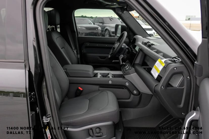 2026 Land Rover Defender 110 - Image 38