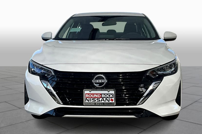 2025 Nissan Sentra - Image 3