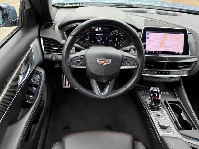 2023 Cadillac CT5 - Image 21