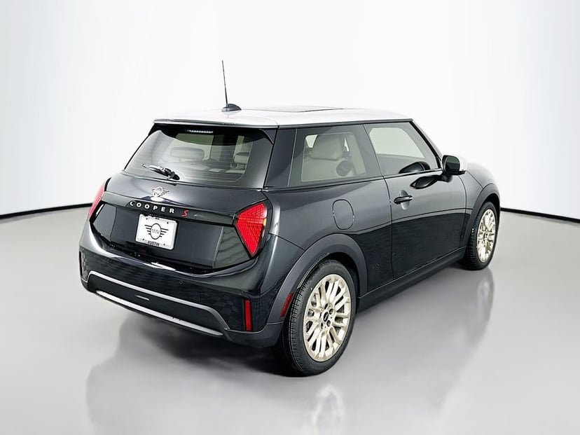 2025 MINI Cooper S - Image 5