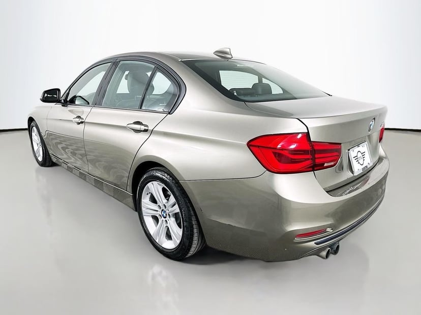 2016 BMW 3 Series - Image 7