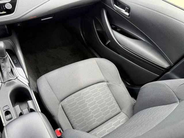 2025 Toyota Corolla Hatchback - Image 54