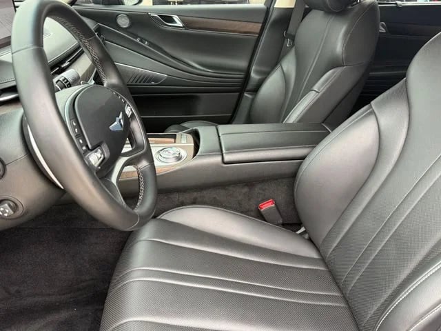 2021 Genesis G80 - Image 9