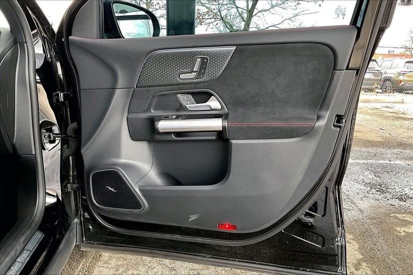 2025 Mercedes-Benz GLA 250 - Image 22