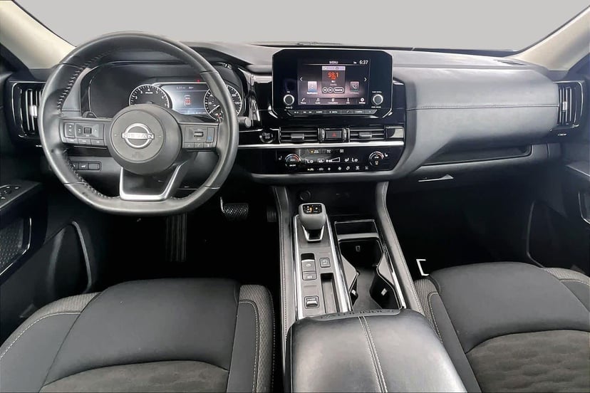 2025 Nissan Pathfinder - Image 15
