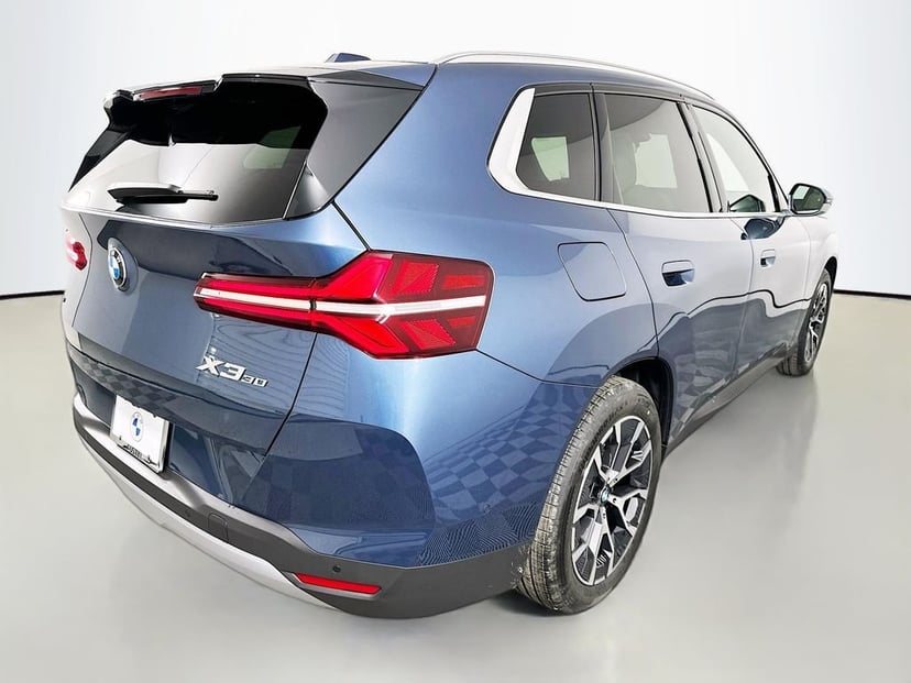 2026 BMW X3 - Image 5