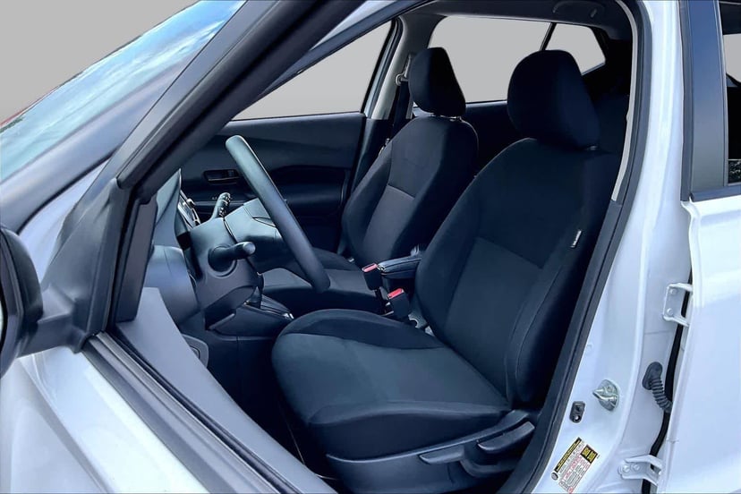 2023 Nissan Kicks - Image 8