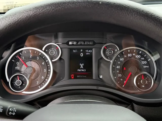 2025 Ram 1500 - Image 16