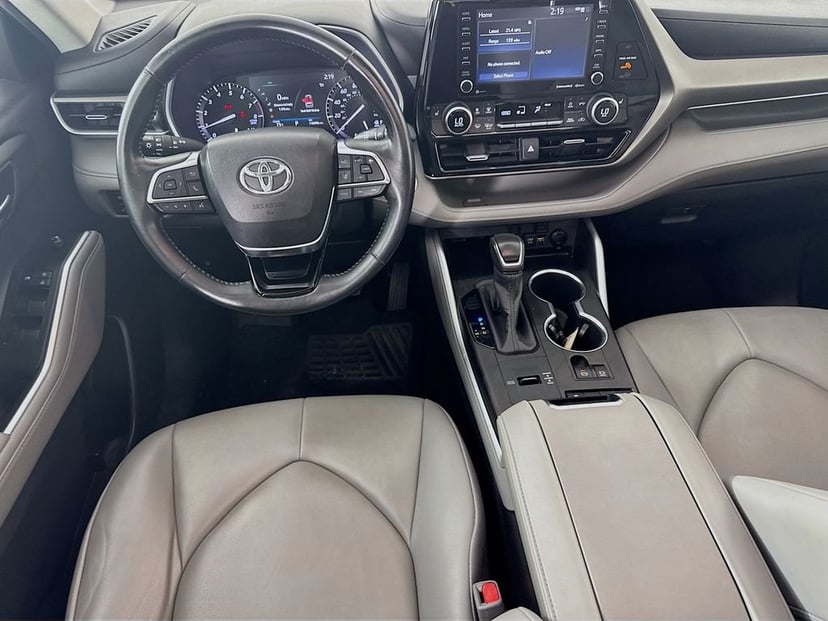 2020 Toyota Highlander - Image 28