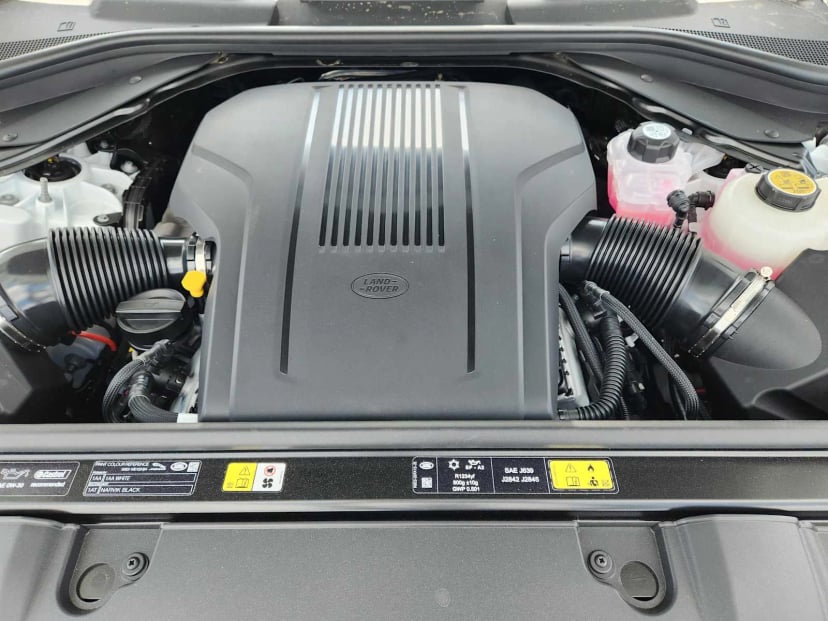 2026 LAND ROVER Range Rover - Image 31