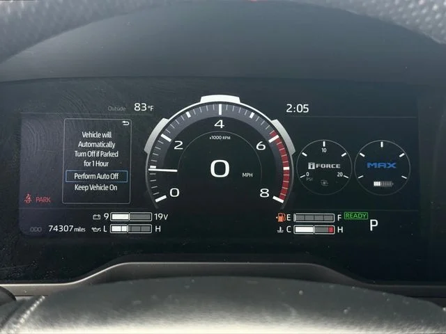 2023 Toyota Tundra Hybrid - Image 18