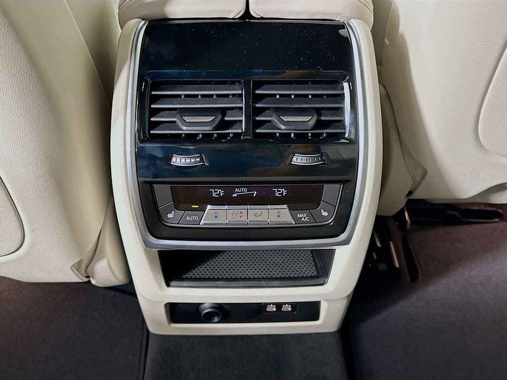 2026 BMW X5 - Image 18