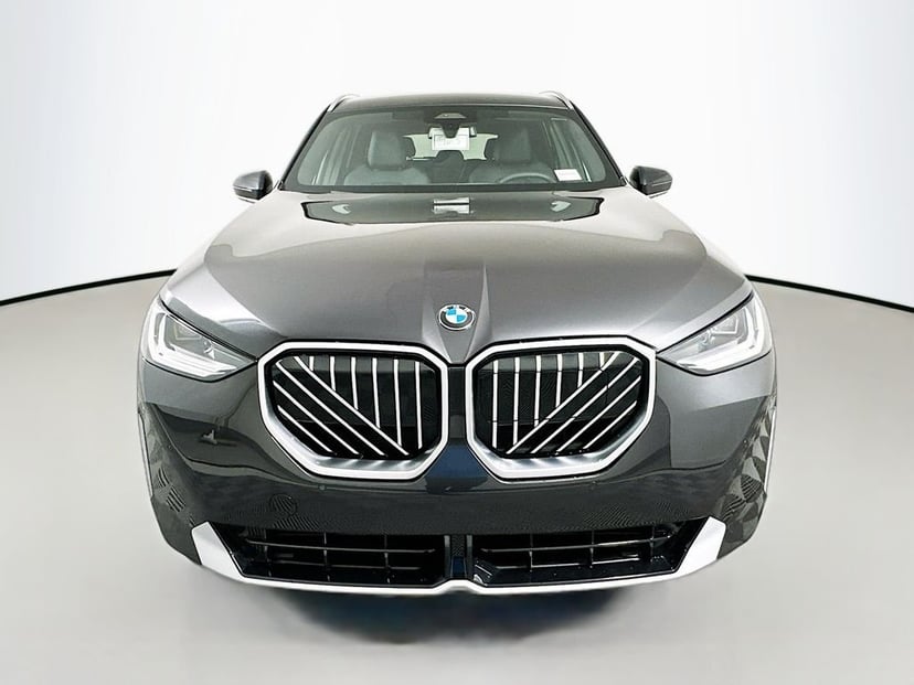 2026 BMW X3 - Image 2