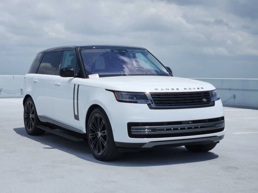 2023 Land Rover Range Rover - Image 3