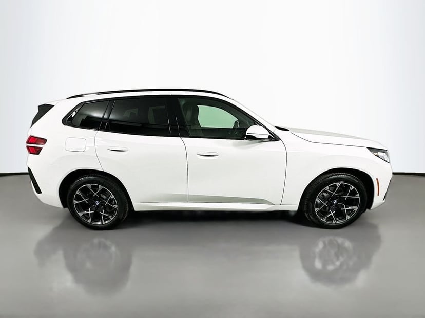 2026 BMW X3 - Image 3