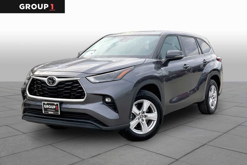 2024 Toyota Highlander - Image 1