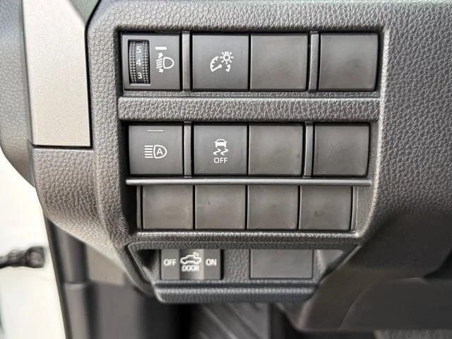 2025 Toyota Tacoma - Image 24