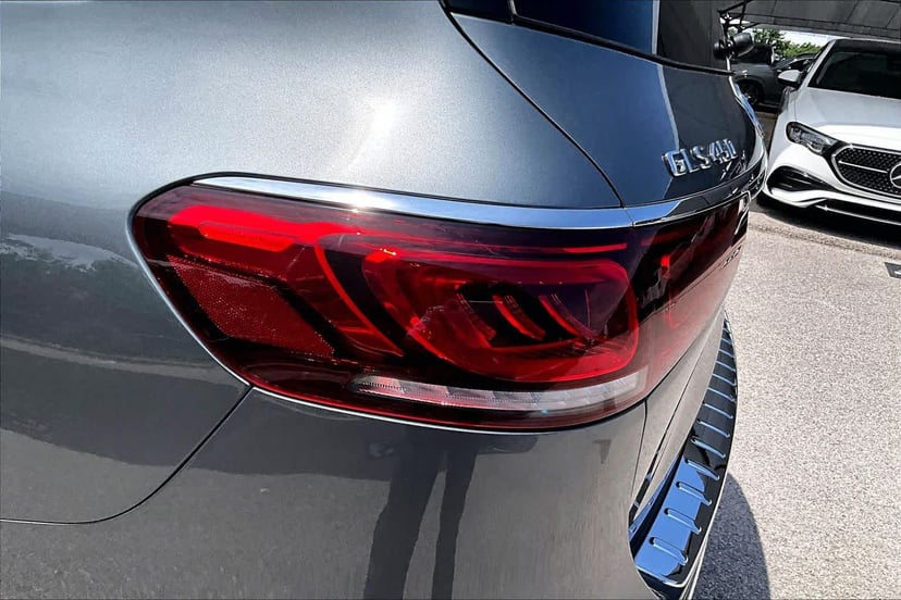 2023 Mercedes-Benz GLS 450 - Image 29