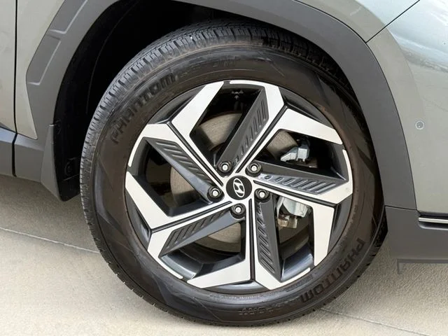 2022 Hyundai Tucson - Image 2