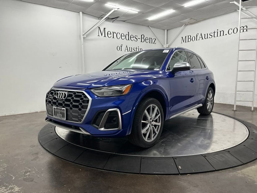 2022 Audi SQ5 - Image 1