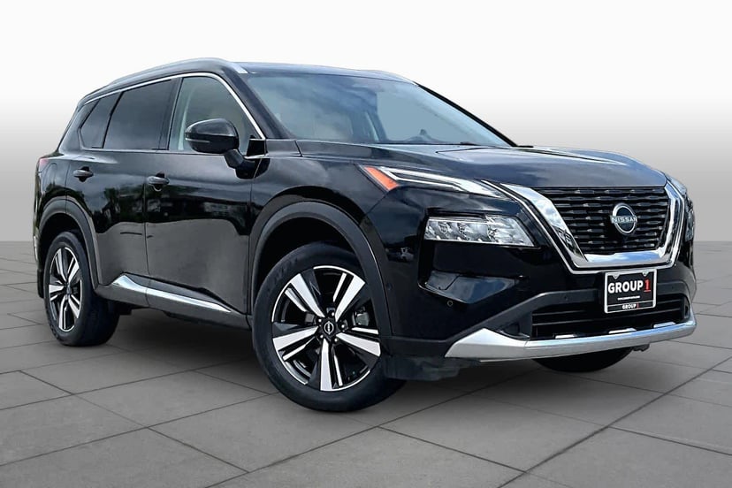 2023 Nissan Rogue - Image 1