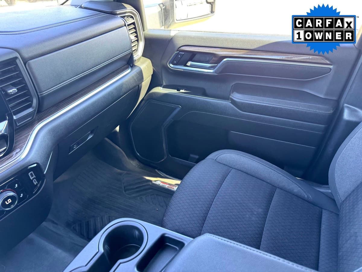 2024 Chevrolet Silverado 2500Hd - Image 29