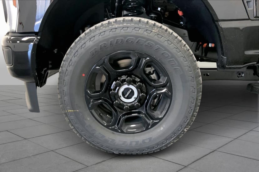 2026 Ford Super Duty - Image 9