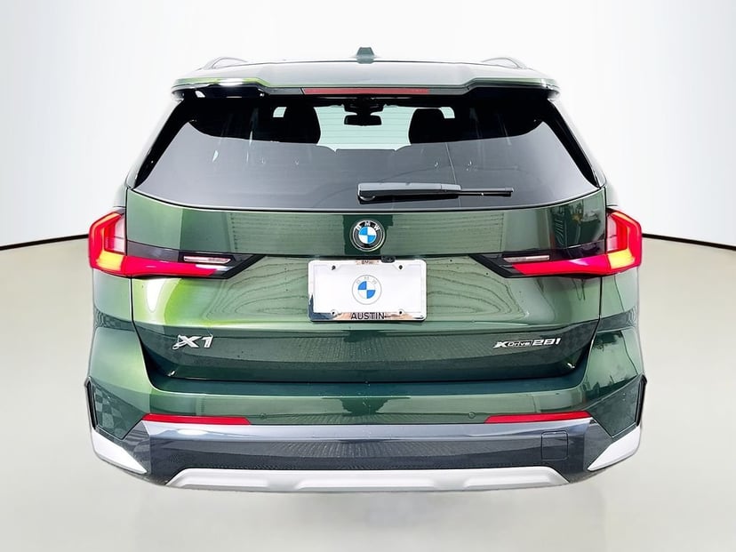 2025 BMW X1 - Image 6