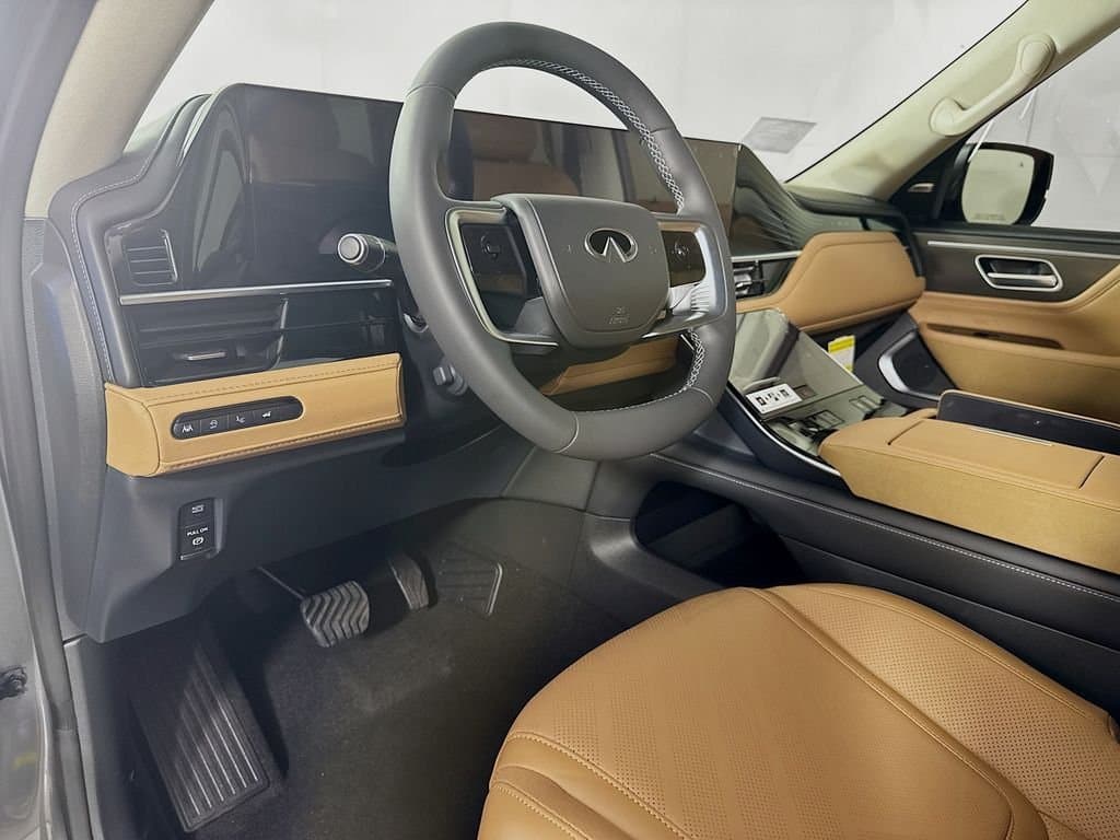 2026 INFINITI QX80 - Image 10