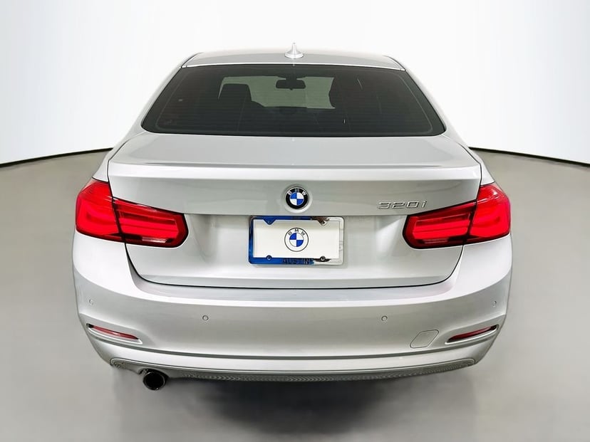 2016 BMW 3 Series - Image 6
