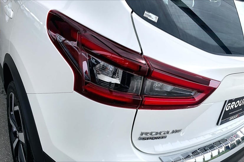 2022 Nissan Rogue Sport - Image 29