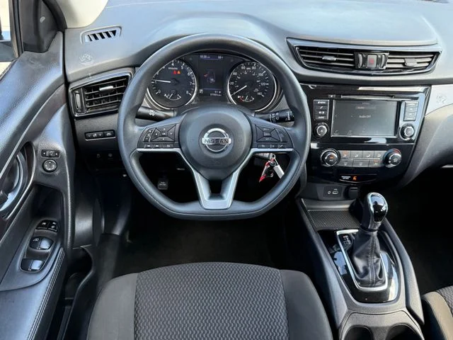2022 Nissan Rogue Sport - Image 23